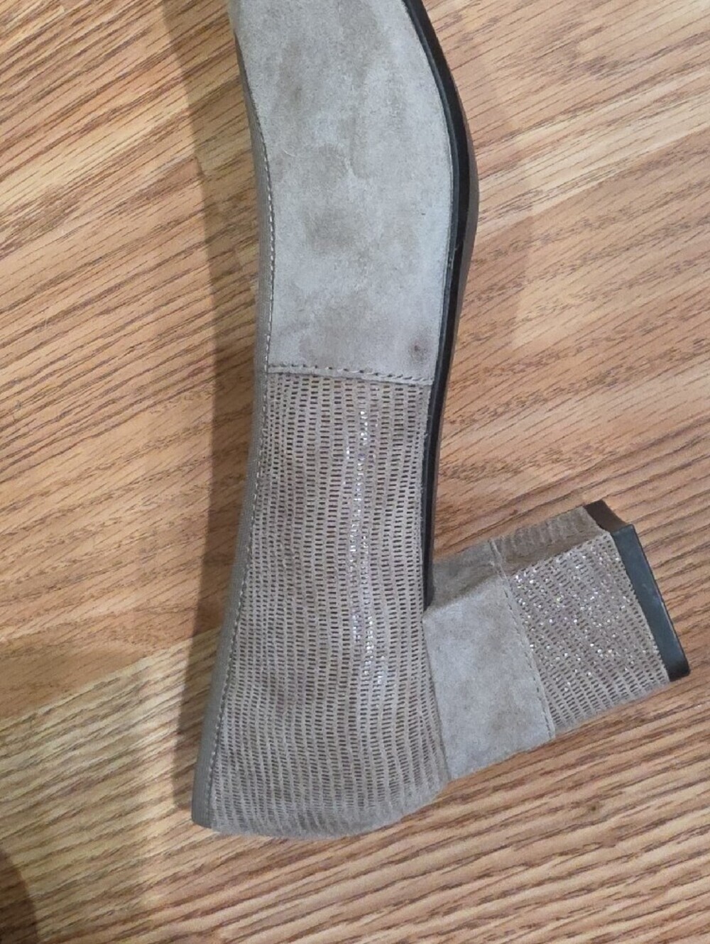 VANELi Military Suede Rounded-Toe Comfort Pumps - Size 9 - Picture 14 of 16